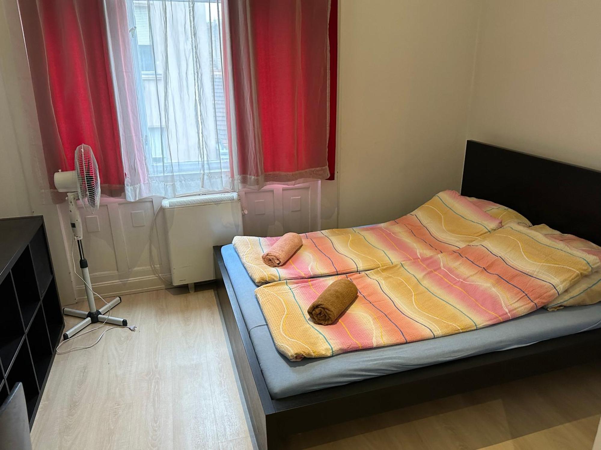 Mickey'S Flat Close To Budapest Whale Apartment Ngoại thất bức ảnh